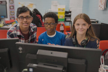 helping students transition to middle school; duval schools students at a computer